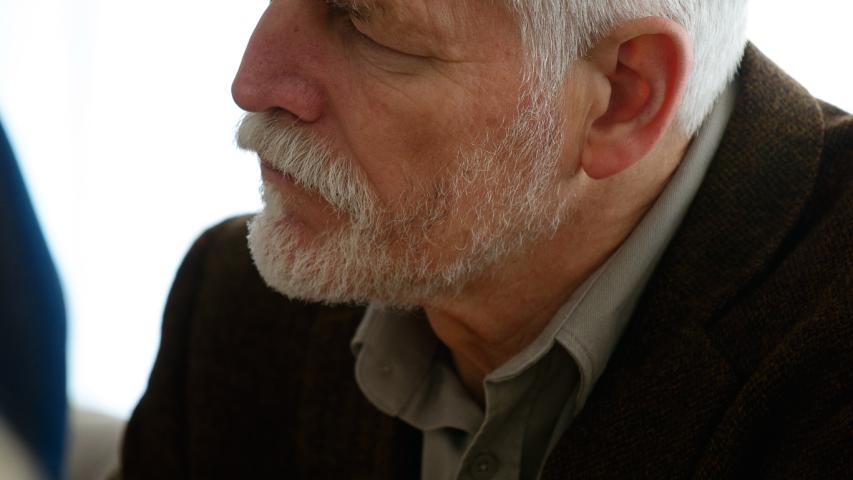 Vážení spoluobčané,  minulý týden ve čtvrtek 7. 3. 2024, nás navštívil pan prezident České republiky Petr Pavel, v rámci návštěvy Středočeského kraje společně s paní hejtmankou Petrou Peckovou, který přijal naše pozvání k osobní návštěvě první energeticky soběstačné obce v České republice.